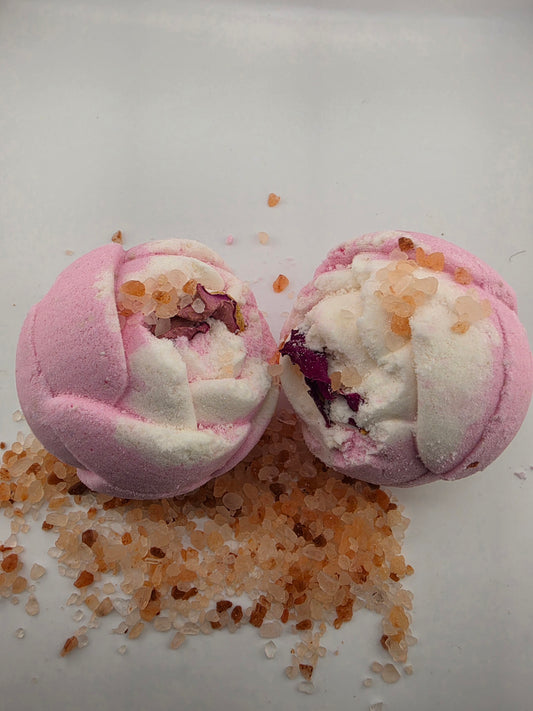 Lilac Luxury Bath Fizz.